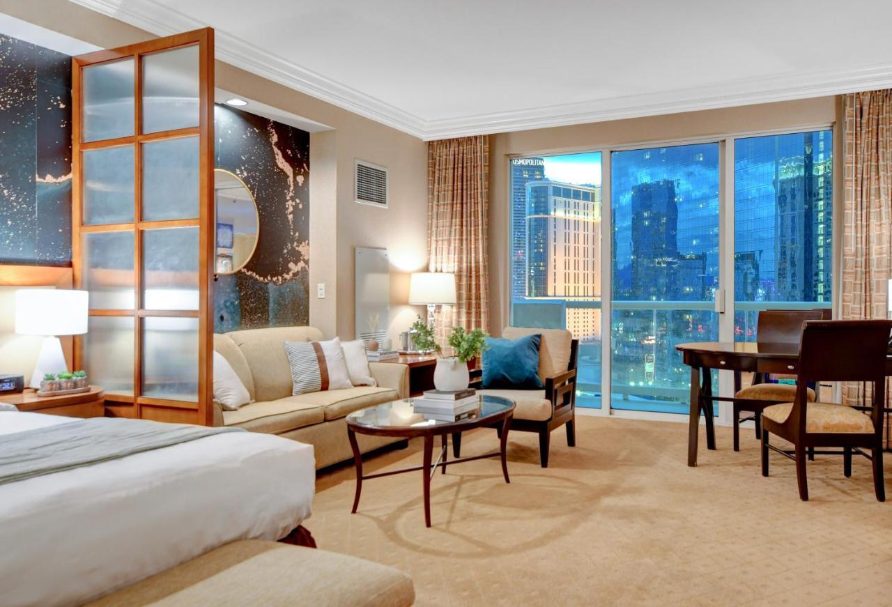 Balcony Full Strip View Suite Mgm Signature Free Valet Las Vegas Exterior photo