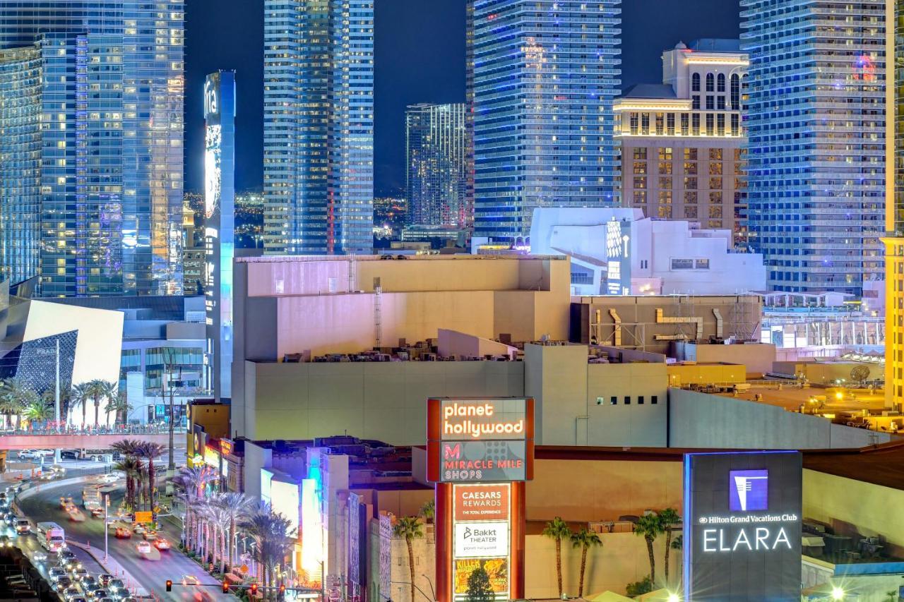Balcony Full Strip View Suite Mgm Signature Free Valet Las Vegas Exterior photo