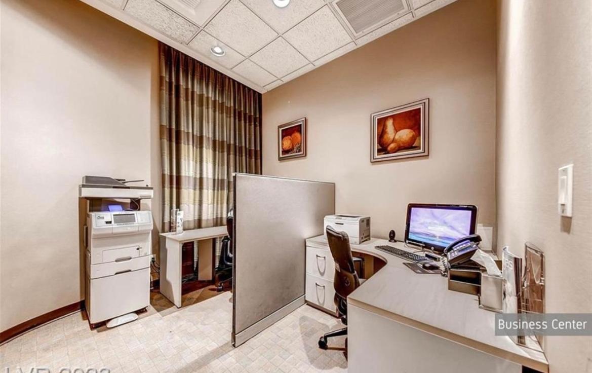 Balcony Full Strip View Suite Mgm Signature Free Valet Las Vegas Exterior photo
